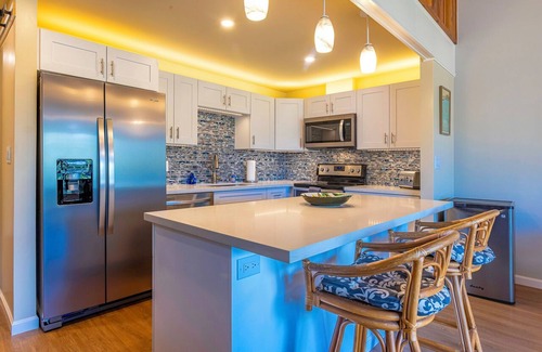 Kihei Condo | Remodeled! Koa Resort #5J 2-Bd 2-Ba, A/C, South Maui, Walk To 3 Beaches!