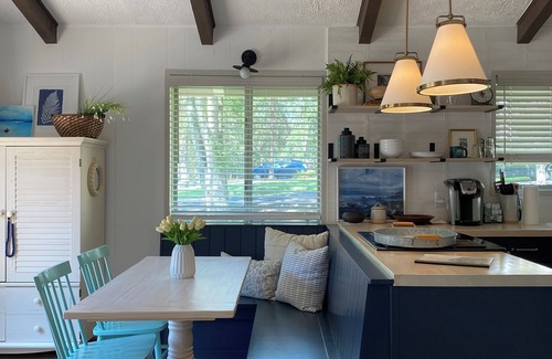 Locust Grove Cottage | Remodeled lake cottage with walking distance to the beach