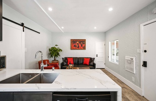 Alamitos Beach Apartment | Remodeled Modern, Walking Distance to Beach