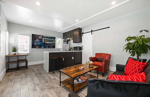 Alamitos Beach Apartment | Remodeled Modern, Walking Distance to Beach