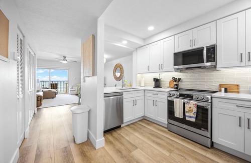 South Patrick Shores Condo | Remodeled Oceanfront 2 Bedroom condo Dog Friendly