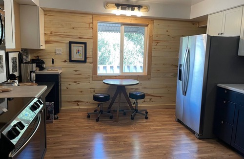 Trinidad House | Remodeled & Restful Getaway w/Loft near Simpson's Rest