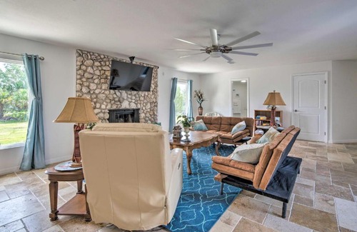 Homosassa House | Remodeled Retreat on Homosassa River Canal!