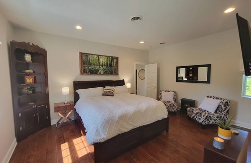 Elbridge Other | Remodeled Skaneateles 1800s Farmhouse