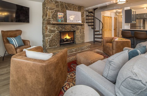 Big Sky Condo | Remodeled Stillwater Condo, walking distance to lifts at Big Sky Resort!