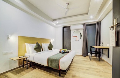 Gurugram Hotel | Remodeled Townhouse for Luxurious corporate stays near sector 57, Hongkong Bazar