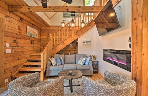 Purlear House | Remote Mountain Escape with Hot Tub and 122 Acres!