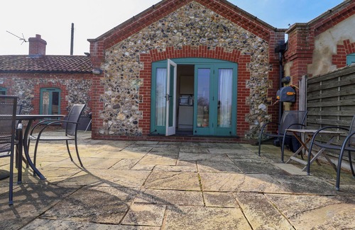 Hethel Cottage | REMUS, family friendly, with open fire in East Harling