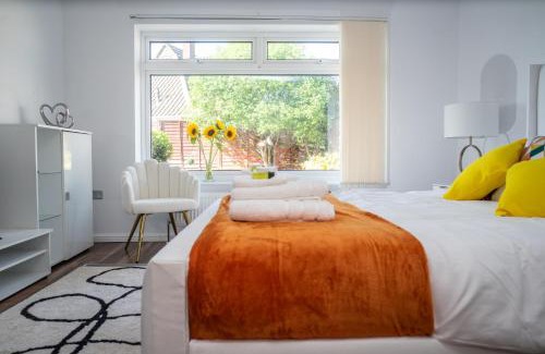 Cribbs Causeway House | Renata's House