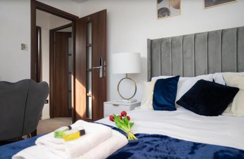 Cribbs Causeway House | Renata's House