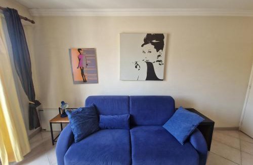 Les Baumettes Apartment | Renoir SeaSide Apartment