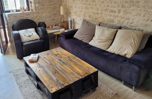 Saint Laurent de la Pree House | Renovated house with all mod cons, with terrace and garden, 5km from the beaches of Fouras