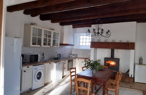 Sainte-Alvere House | Renovated Perigord farmhouse -wifi, 2 bathrooms.
