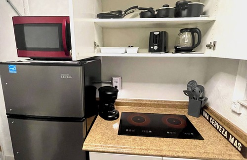Highland Garden Cottage | Renovated 1 Bedroom/1Bath with Washer and Dryer