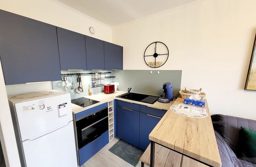 Les Sables d'Olonne Apartment | Renovated 1-Bed Apt with Parking Near Marina and Beach