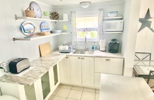 Bass River Cottage | Renovated 1940’s Bass River .5miles to Beaches⛱️ Central AC