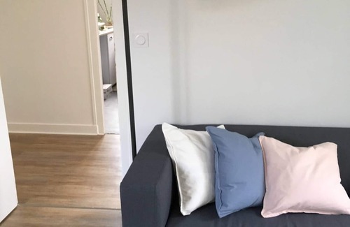 Montbrison House | Renovated 1960s house