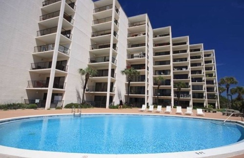 Panama City Beach Condo | Renovated 2 BR 2 BA Oceanfront Condo