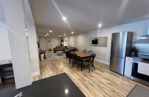 Stowe Area Apartment | Renovated 2‑Bed Apt w/EV Charger, Wi‑Fi & Private Patio — 1 mi to Stowe Village