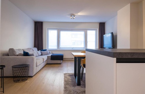 Mariakerke Apartment | Renovated 2-Bedroom Apartment in Oostende