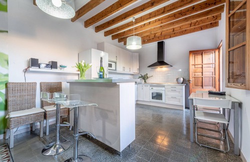 Biniaraix House | Renovated 2020. Stylish modern Townhouse In The Centre of Soller