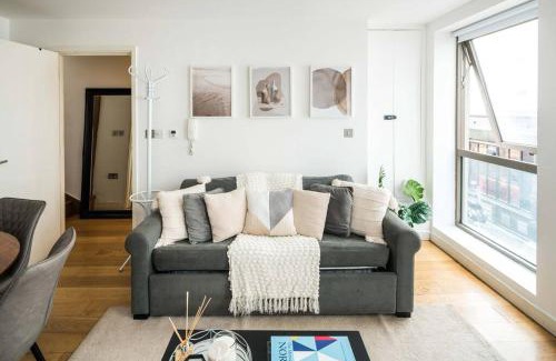 Paddington Apartment | Renovated 2BR, 2BA near HYDE PARK 1 min from tube