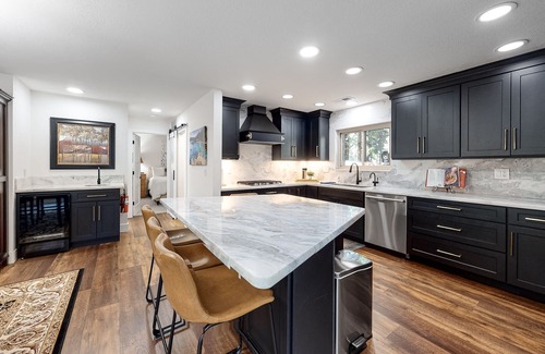 Incline Village Condo | Renovated 2nd-floor condo with deck, grill, fireplace, W/D, & free WiFi