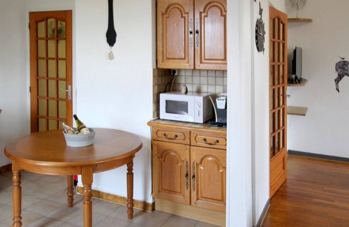 Luxeuil-les-Bains Apartment | Renovated 3-bedroom apartment in Luxeuil-les-Bains