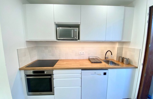Sud Apartment | Renovated 3-bedroom apartment 15' walk from Cours Mirabeau