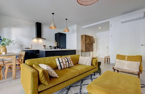 New Golden Mile Apartment | Renovated apartment Alejandra: with big balcony and sea view