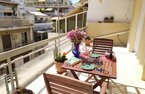 Exarhia Apartment | Renovated apartment close to Exarchia square