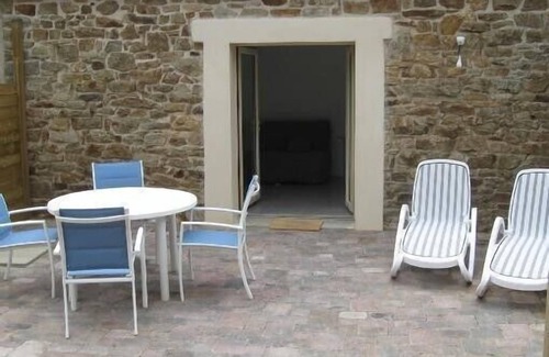 Arradon Apartment | Renovated apts., terrace and garden, gulf view in a charming longère, Arradon