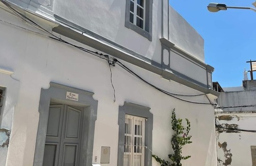 Olhao House | Renovated, authentic fisherman's house in the historic city center CO2 neutral