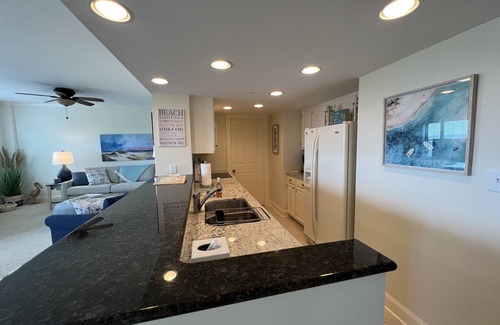 Shell Island Condo | Renovated beach front condo in amenity-filled Duneridge