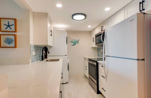 La Grande Princesse Condo | Renovated Beach Condo