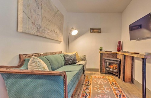 Burnsville Apartment | Renovated Burnsville Retreat with Deck and River Views