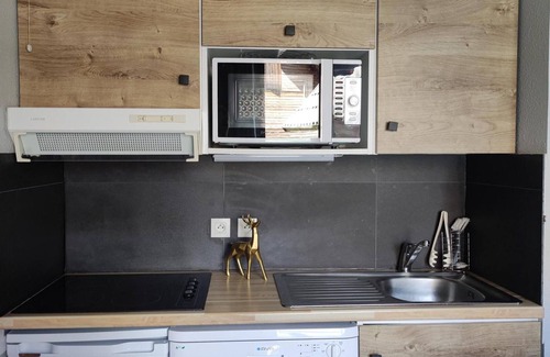 La Joue du Loup Ski Chalet | Renovated chalet 7 pers, 2 rooms, parking, pets allowed