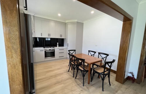 Mount Gambier House | Renovated character cottage just walking distance to all amenities