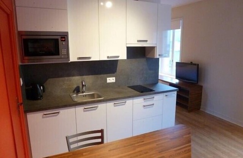 Roscoff Apartment | Renovated comfortable apartment side sea view in Roscoff