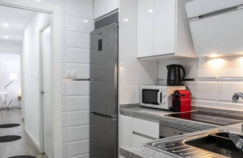 Camino de Ronda Apartment | Renovated, Comfortable Apartment in Center Granada