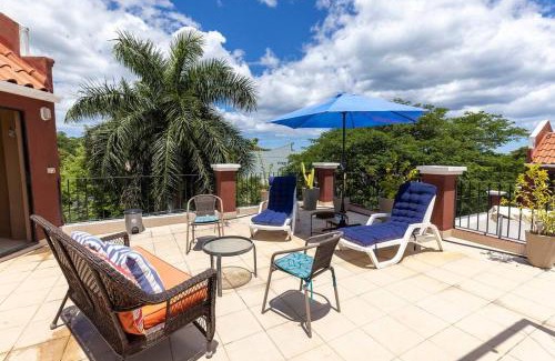 Tamarindo Apartment | Renovated condo in Tamarindo, 3 min from the beach