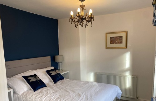Knaresborough Cottage | Renovated cosy cottage - pet friendly