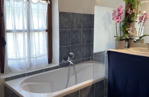 Mormoiron Other | Renovated country farmhouse, absolute calm with breathtaking views of the countryside and Ventoux