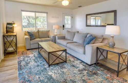 Crescent City House | Renovated Crescent Lake Escape with Waterfront Deck!