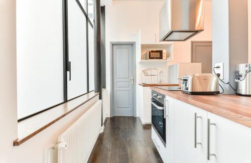 Necker Apartment | Renovated Design Apartment In Montparnasse