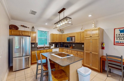 East End House | Renovated dog-friendly home with private pool & spacious decks - near the beach