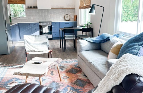 Beacon House | Renovated Downtown House