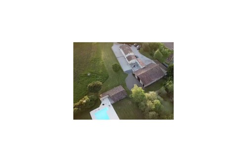 Le Givre House | Renovated farmhouse, Le Givre - sleeps 15
