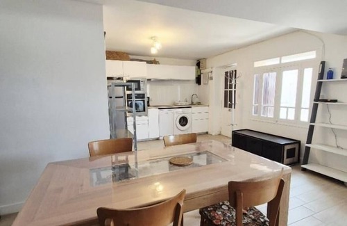 Fouras House | Renovated fisherman's cottage - Heart of town