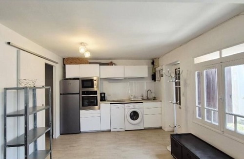 Fouras House | Renovated fisherman's cottage - Heart of town